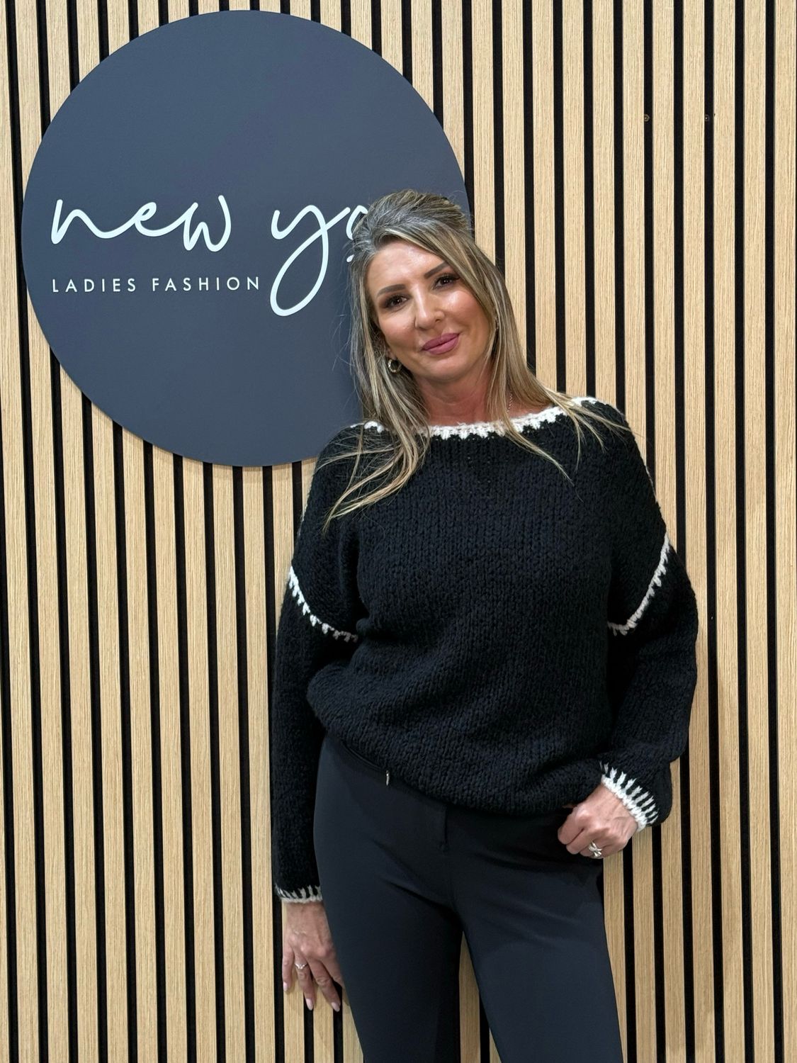 Chunky Contrast Stitch Jumper - Black