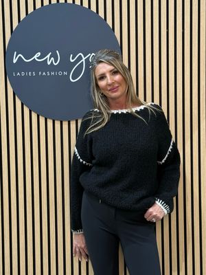 Chunky Contrast Stitch Jumper - Black