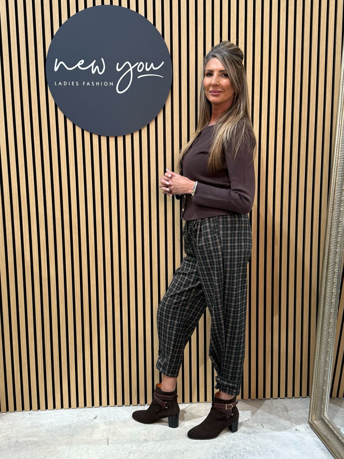 Wave Knit Cardigan - Chocolate