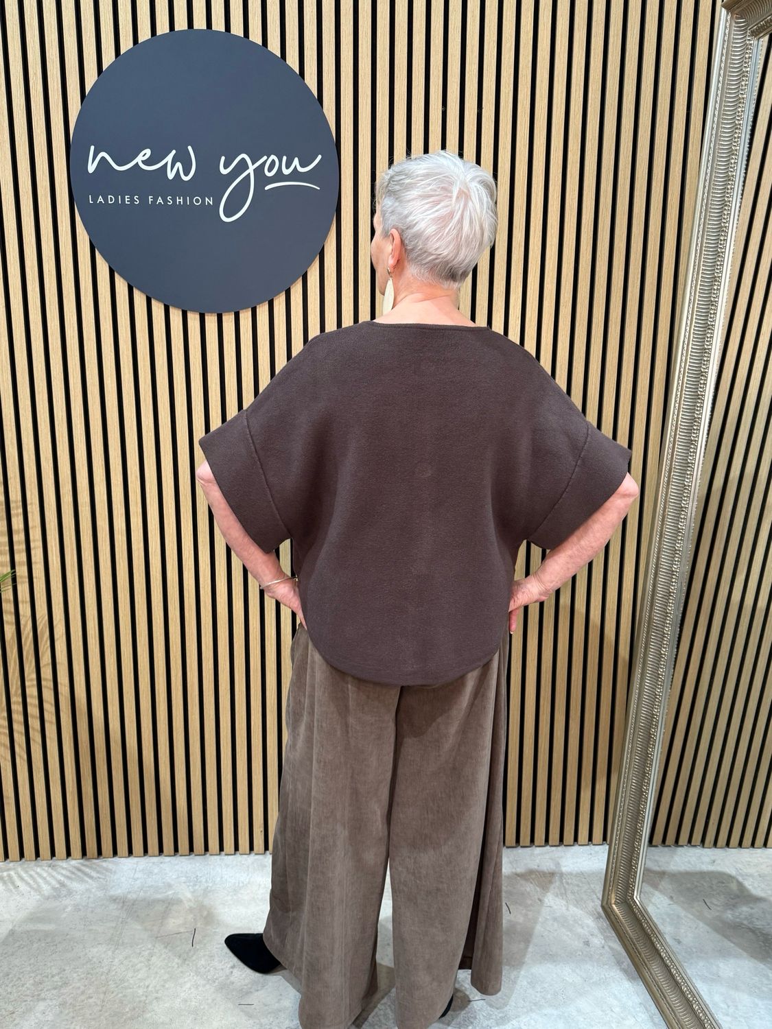 Boxy Knit Short Sleeve Jumper - Brown