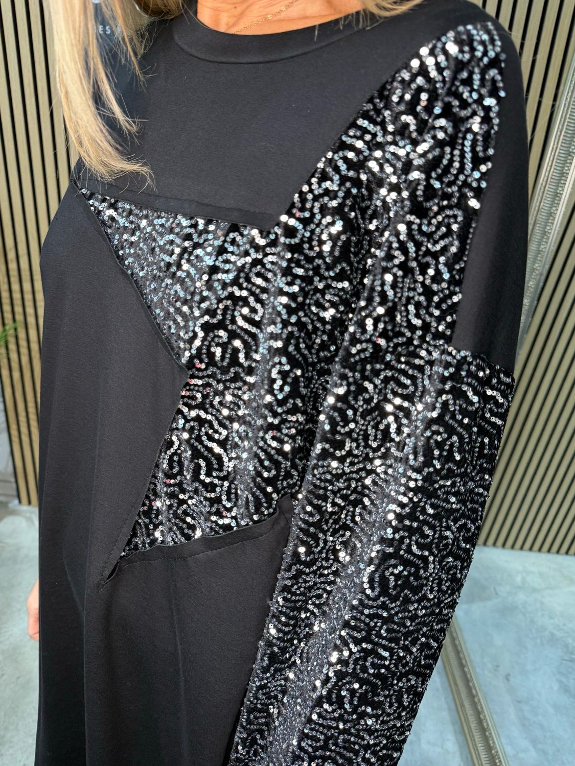 Sequin Star Midi Dress - Black / Silver