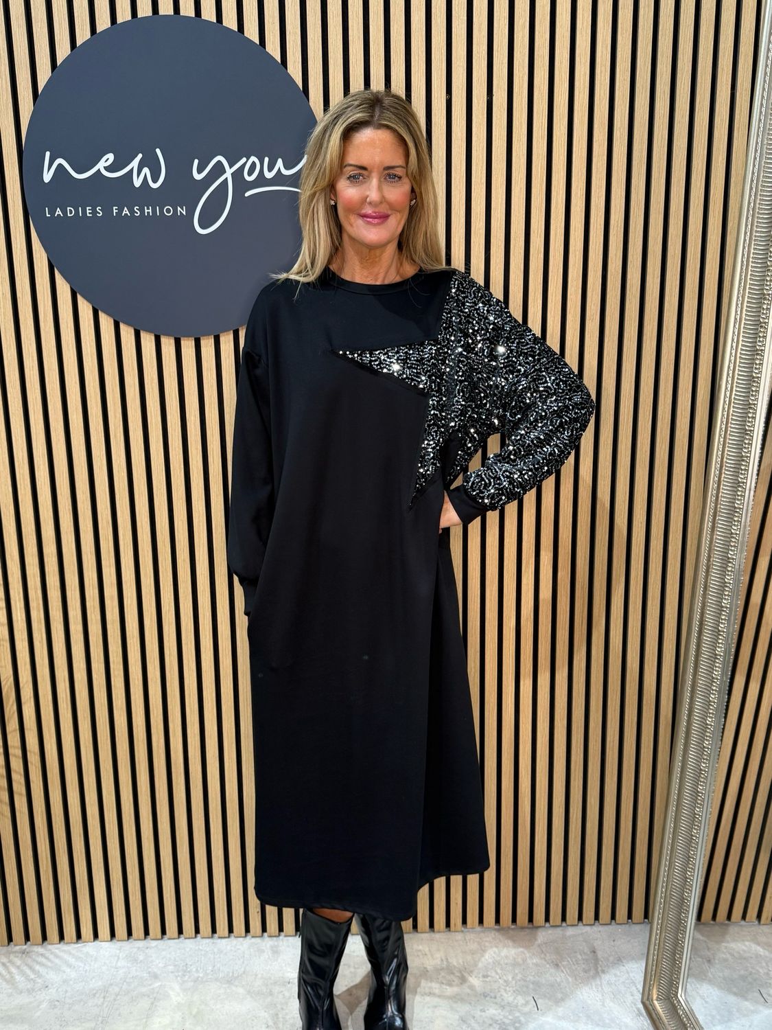 Sequin Star Midi Dress - Black / Silver