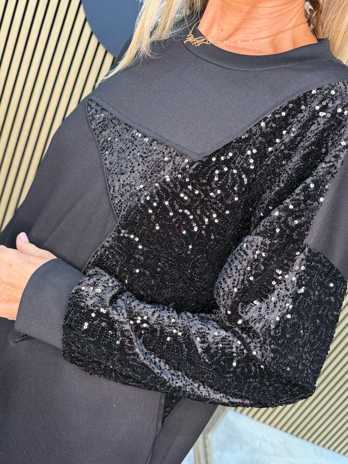 Sequin Star Midi Dress - Black / Black