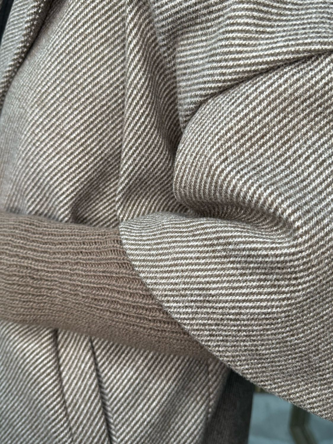 Contour Sleeve Jacket - Grey