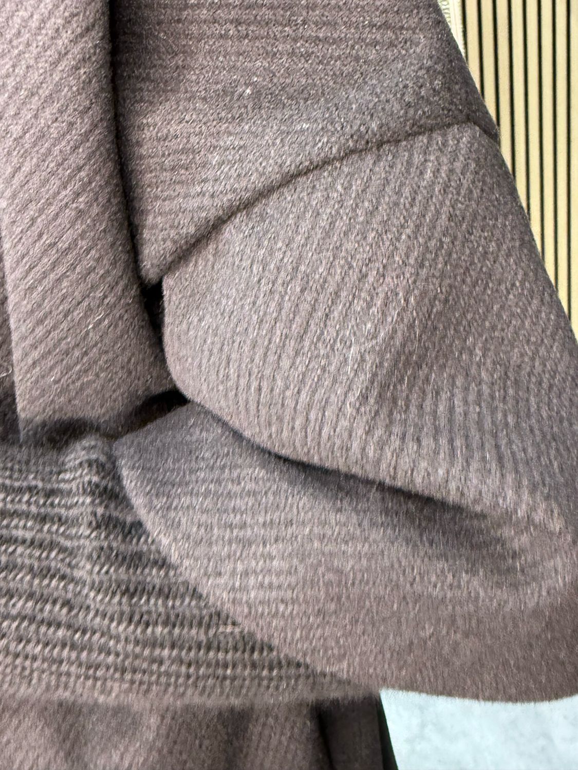 Contour Sleeve Jacket - Black