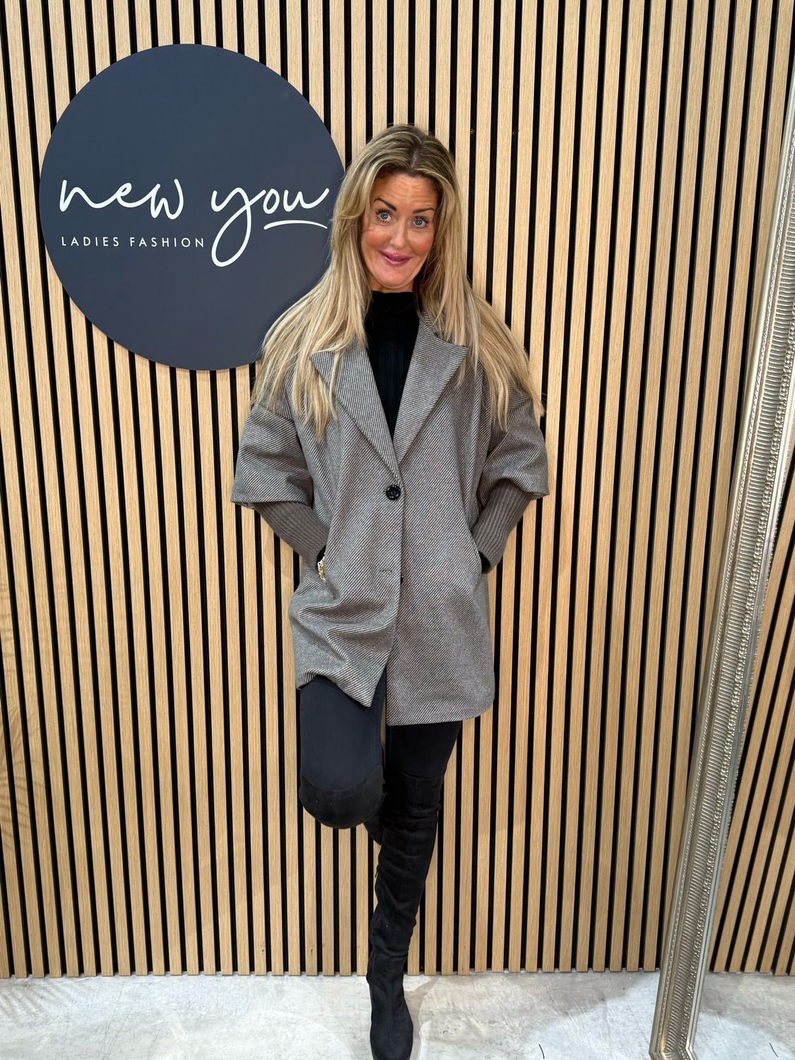 Contour Sleeve Jacket - Grey