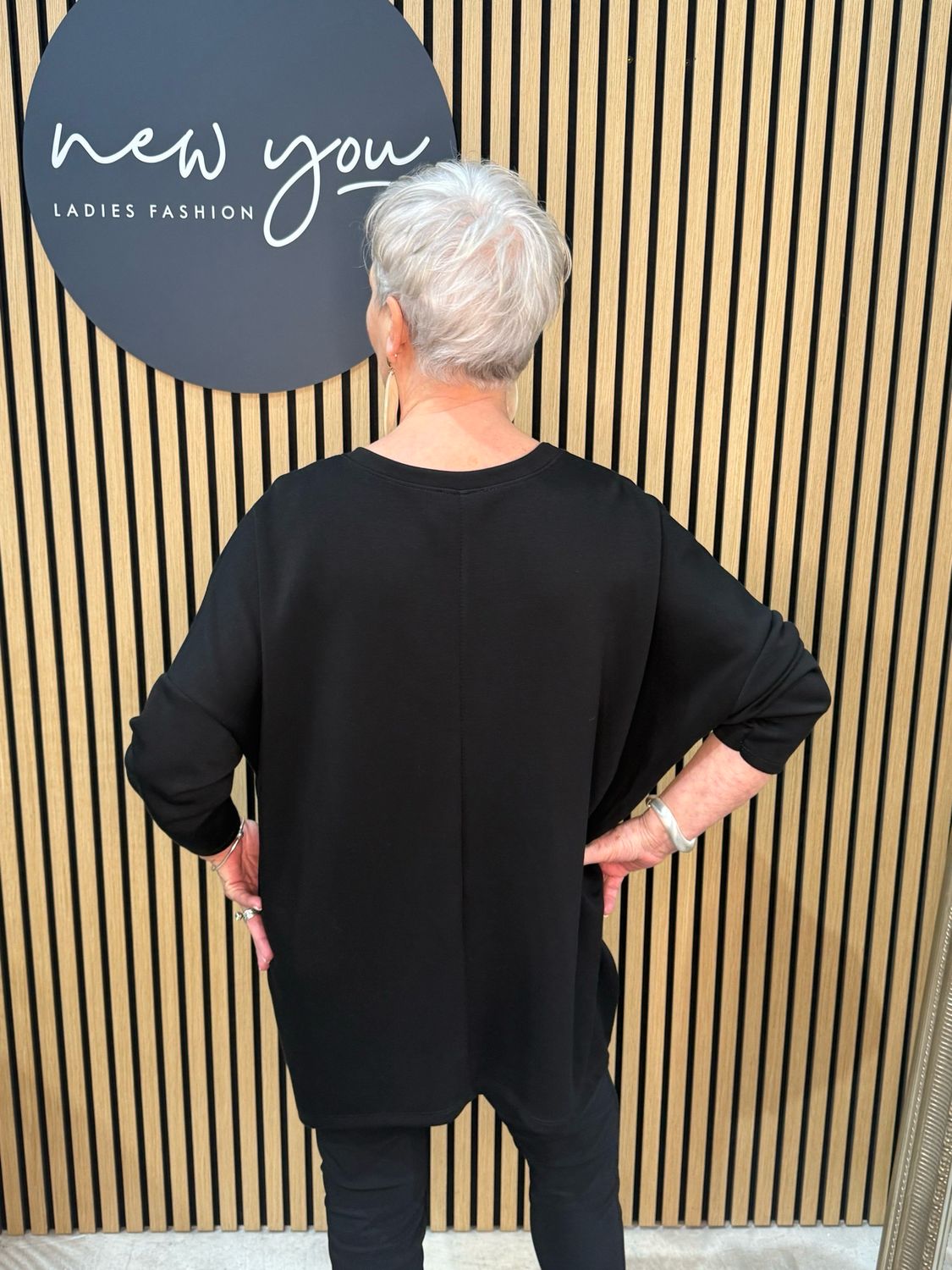 Sequin Heart Oversized Jumper - Black