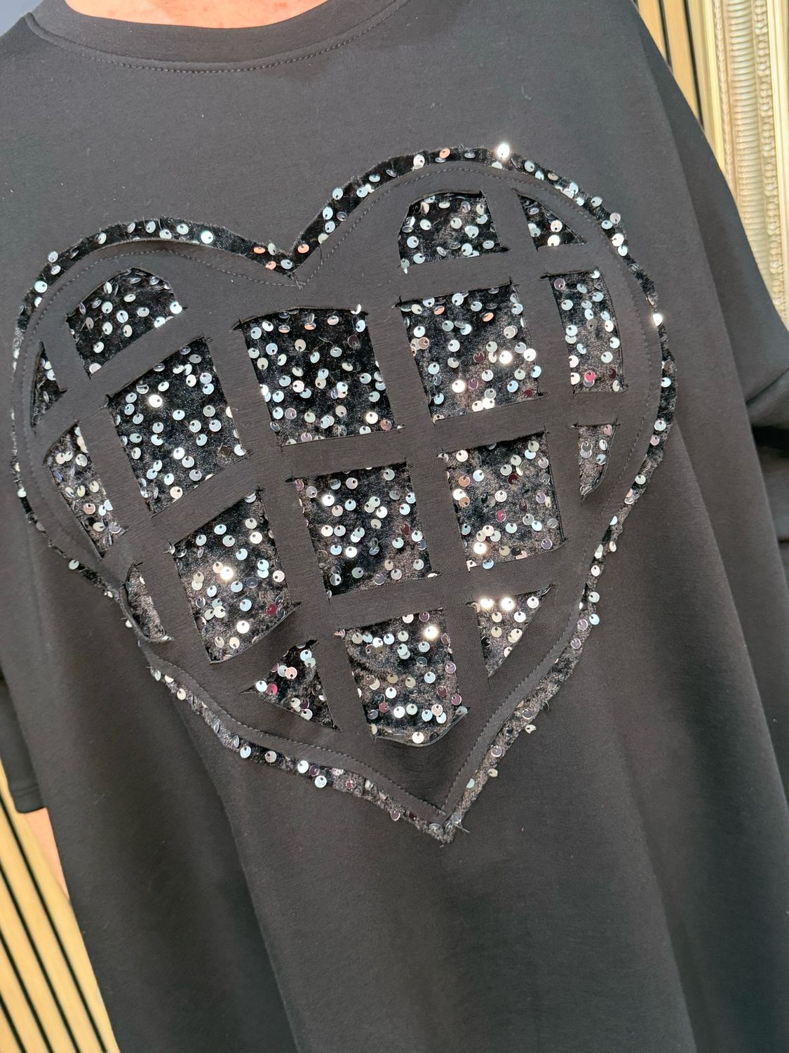 Sequin Heart Oversized Jumper - Black