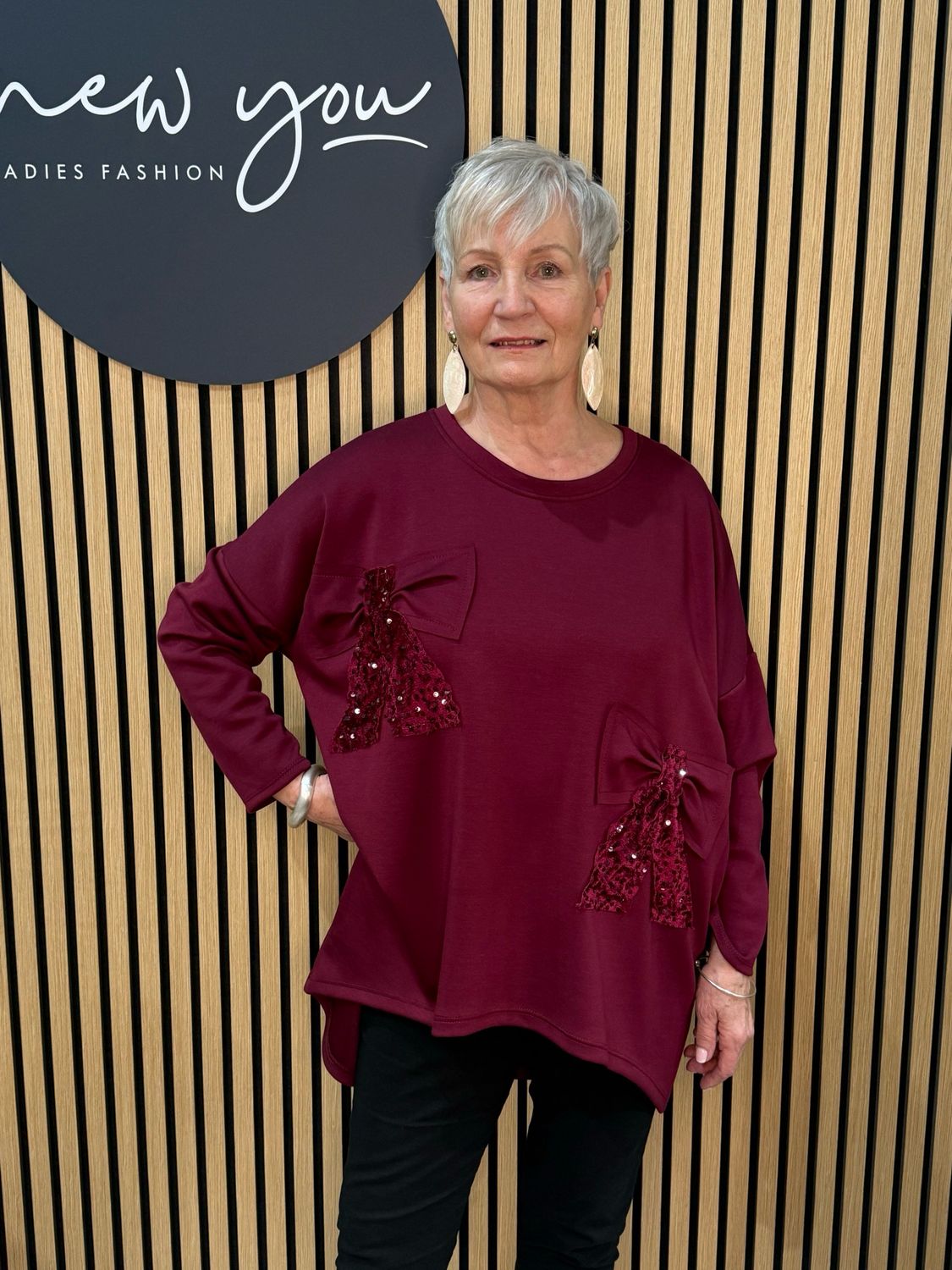 Sequin Bow Detail Jumper - Burgundy