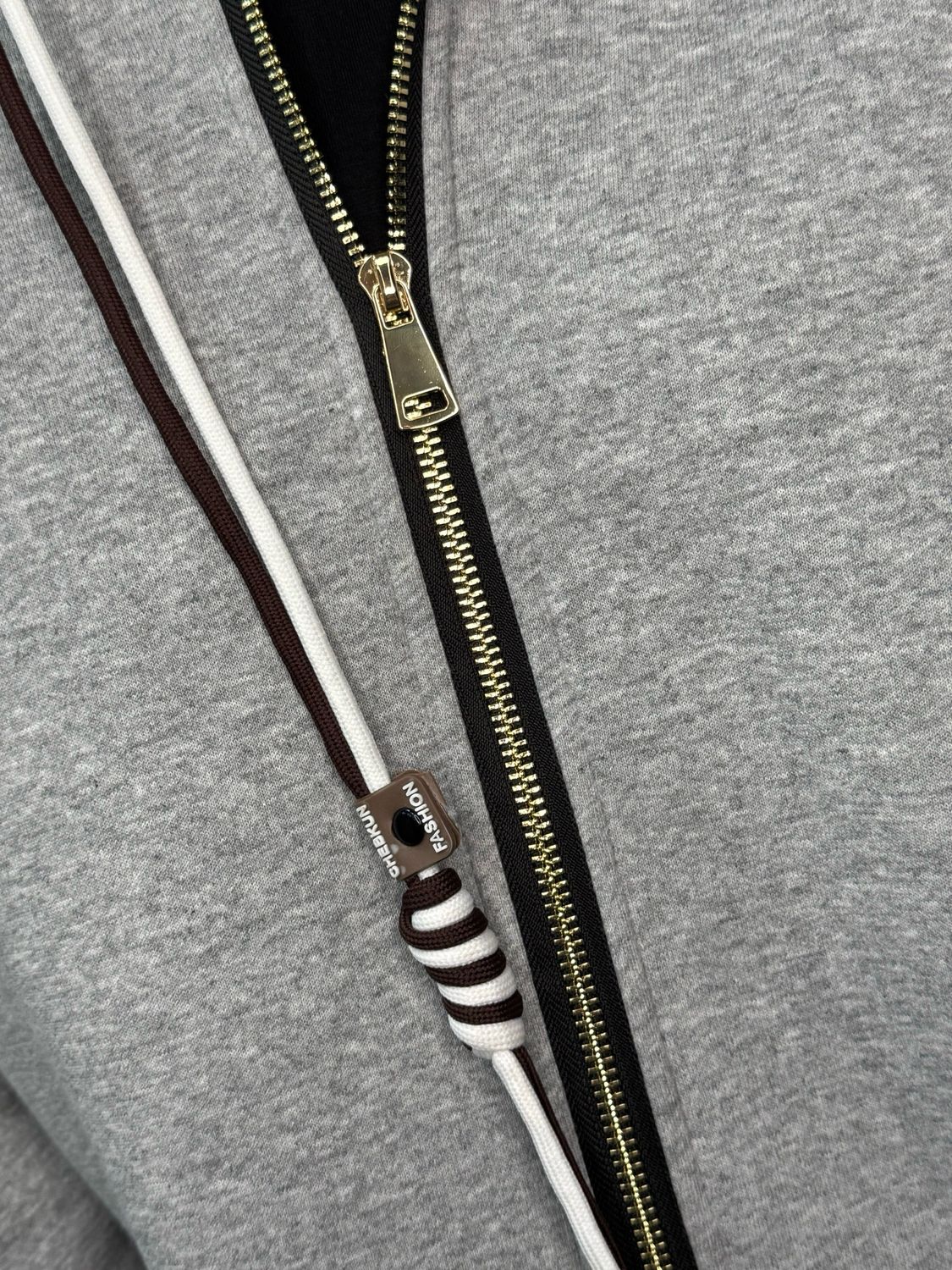 Freya - Zip-Up Hoodie - Grey