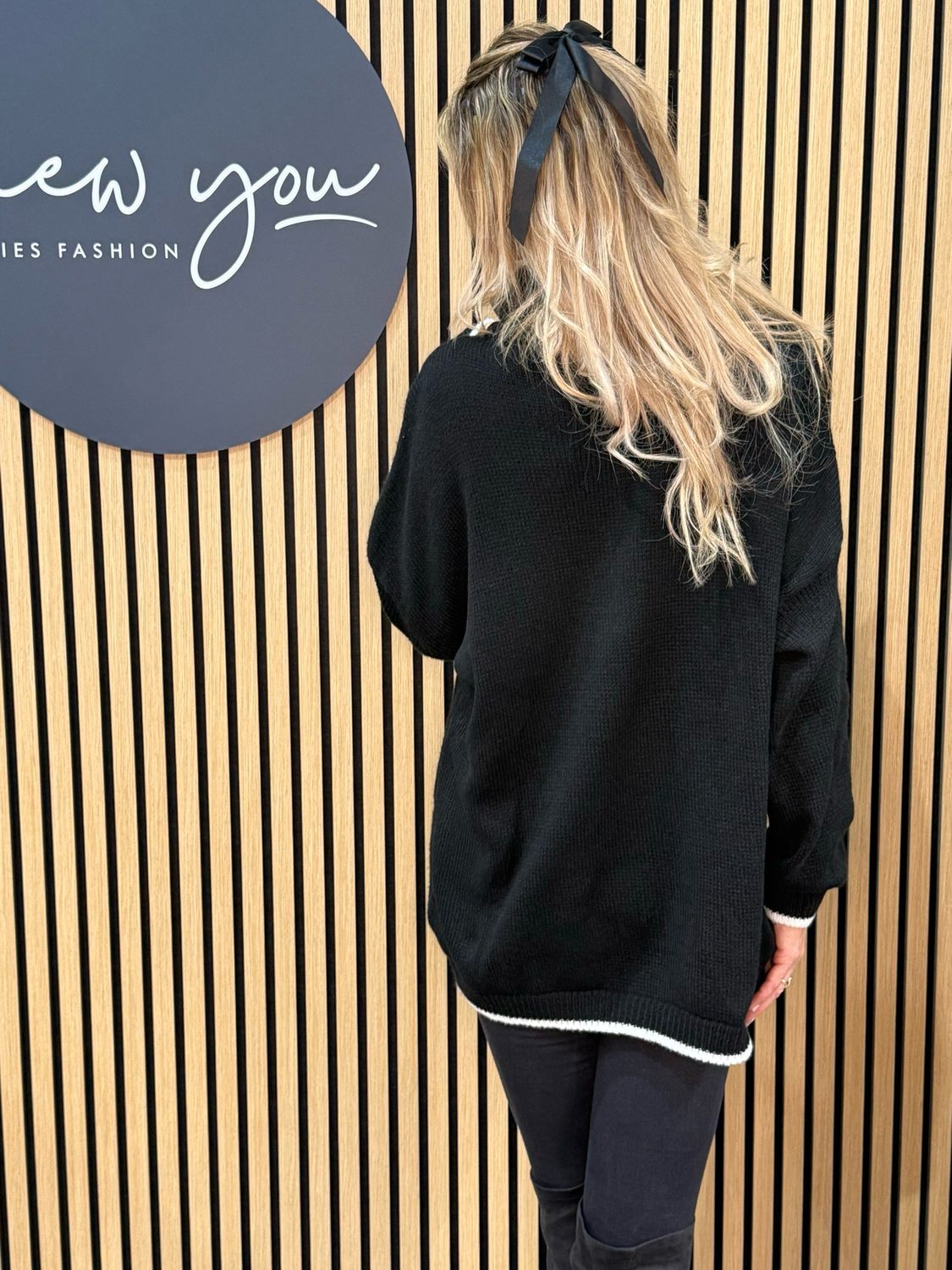 Snowflake - Roll Neck Jumper - Black