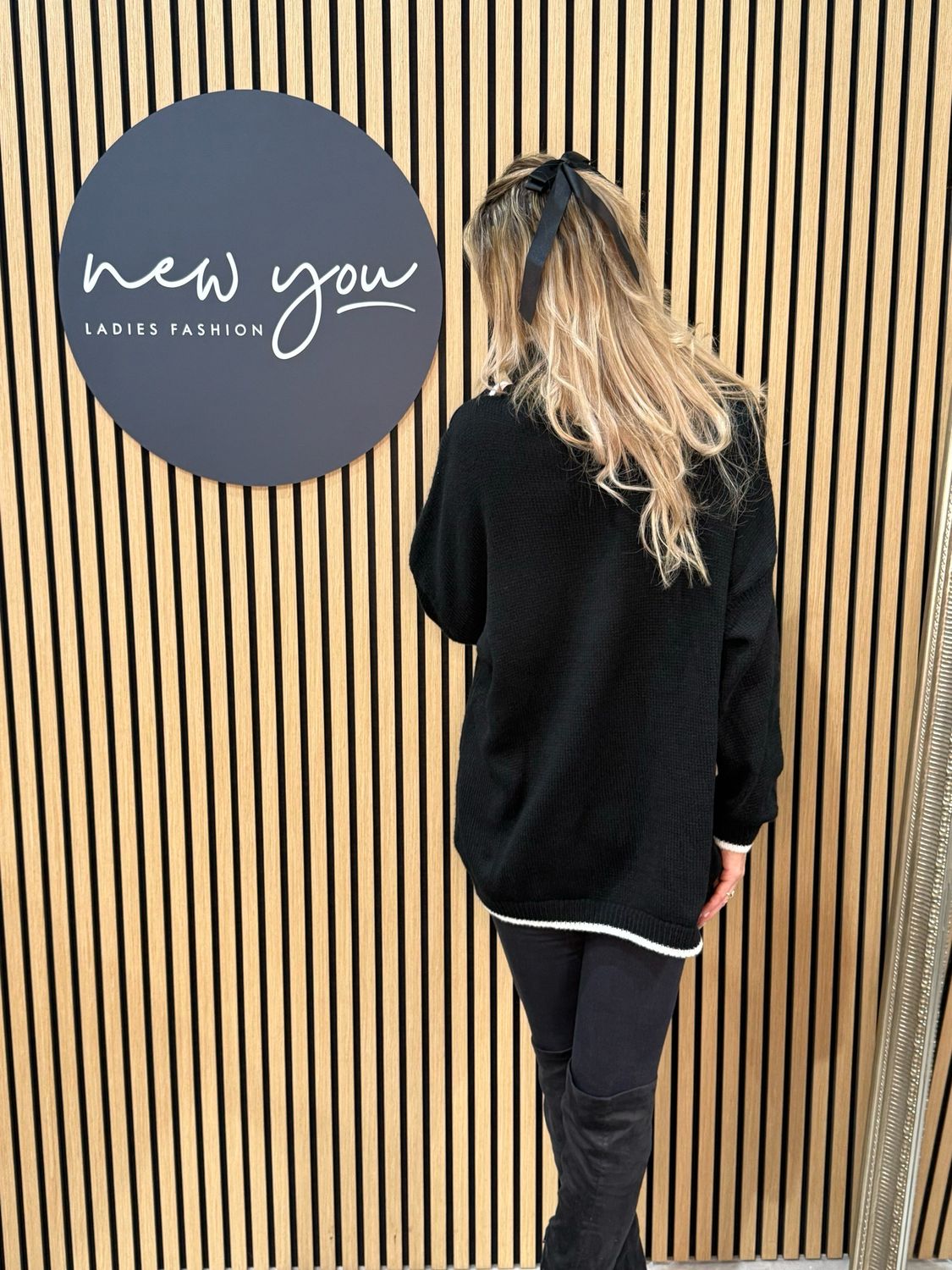 Snowflake - Roll Neck Jumper - Black