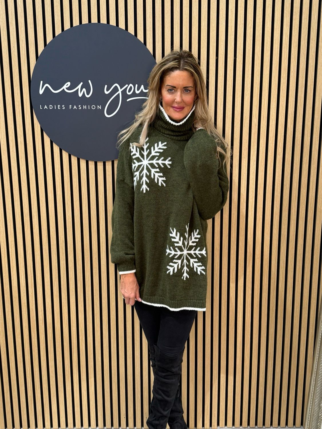 Snowflake - Roll Neck Jumper - Khaki