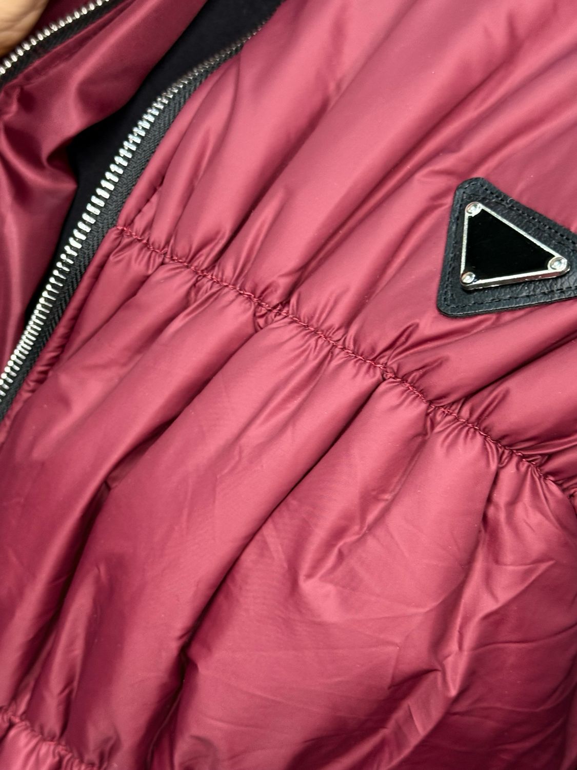 Bella - Puffer Gilet - Burgundy