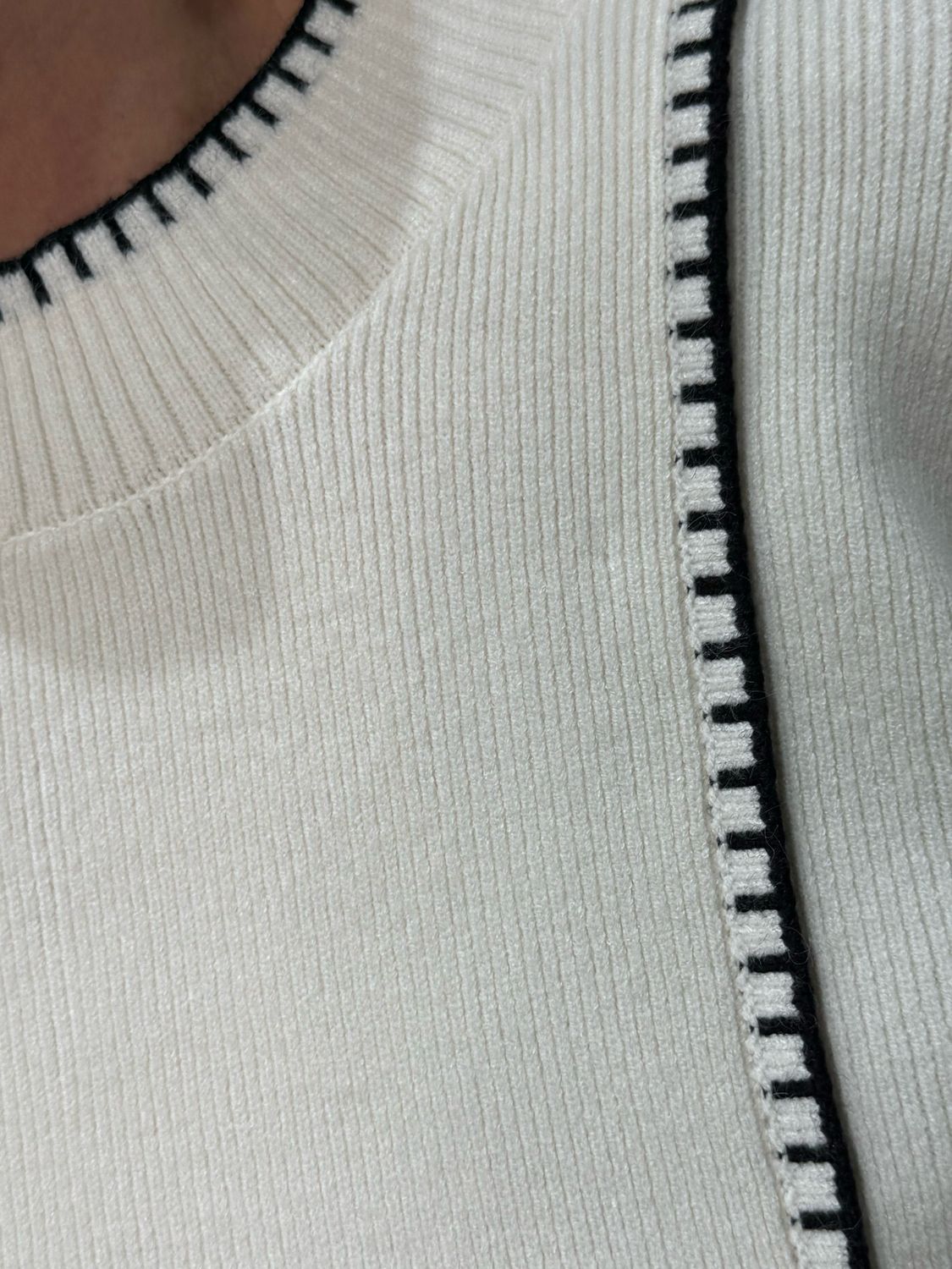 Asymmetric Stitch Detail Knit Jumper - Cream