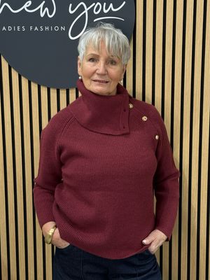 Funnel Neck Jumper - Burgundy