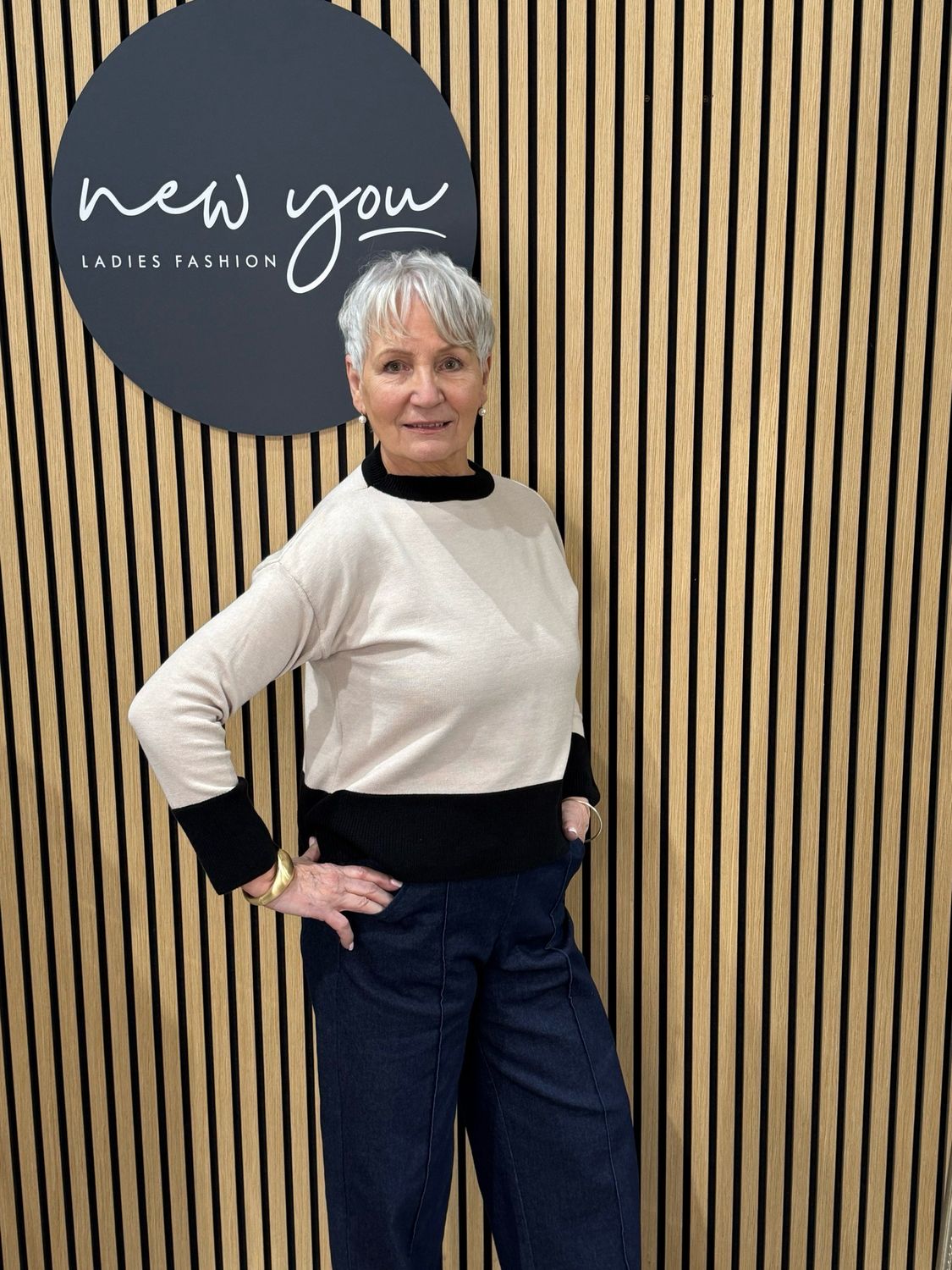 Contrast Trim Colour Block Jumper - Cream/Black