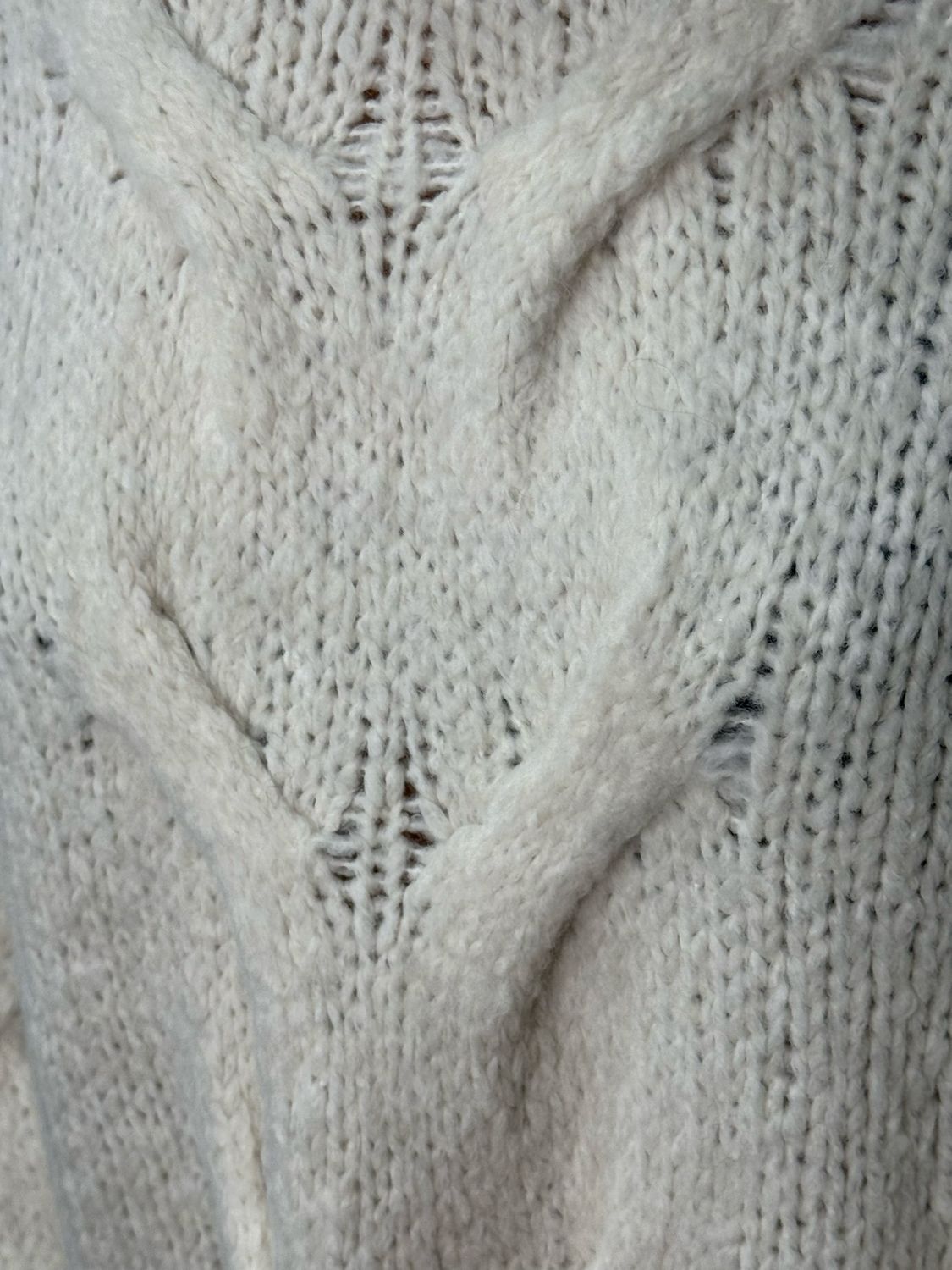 Cable Knit Jumper - Cream