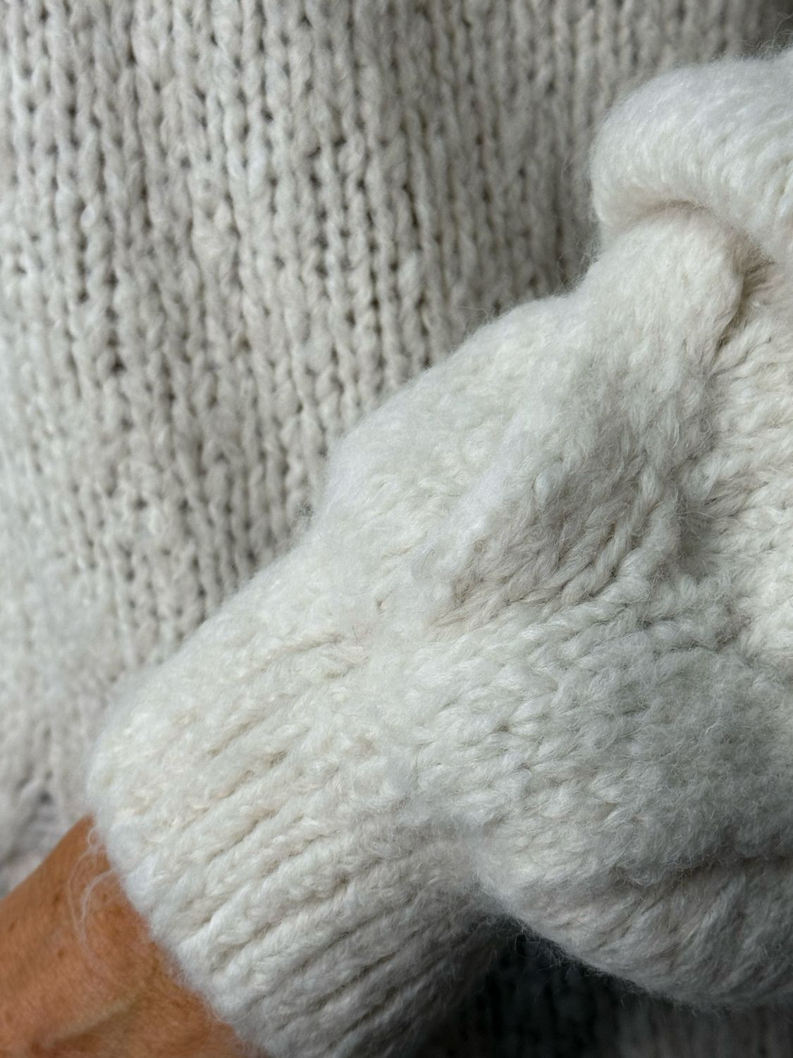 Cable Knit Jumper - Cream