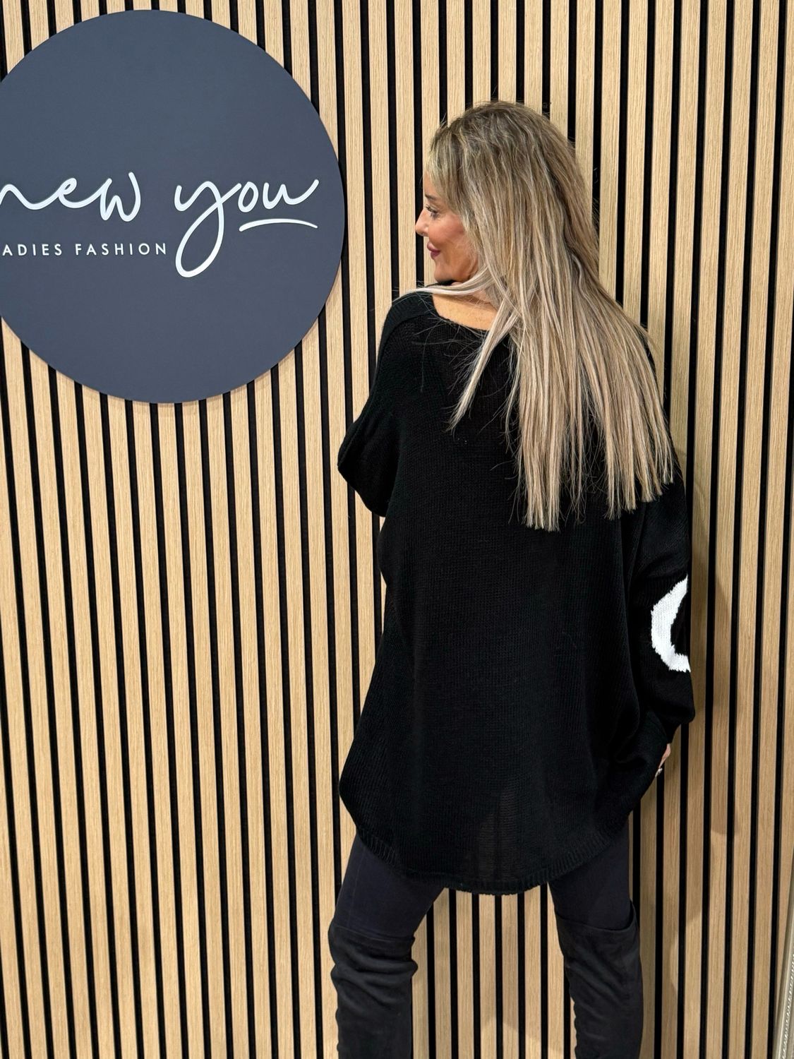 Heart Print Oversized Jumper - Black