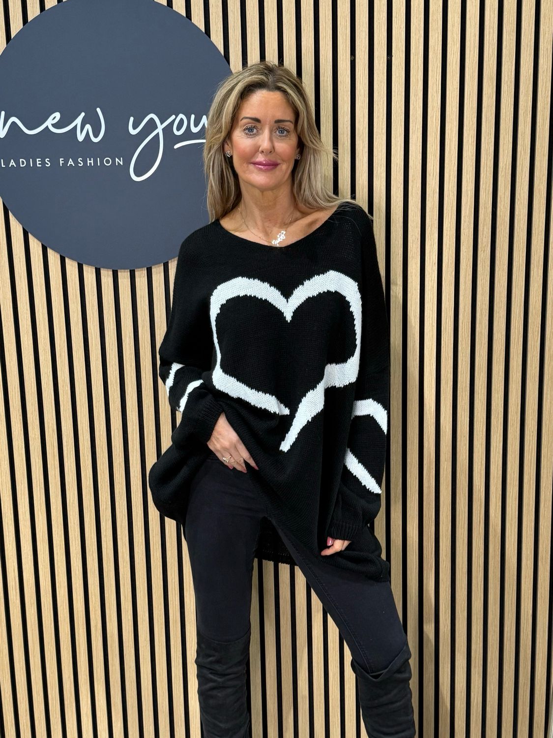 Heart Print Oversized Jumper - Black