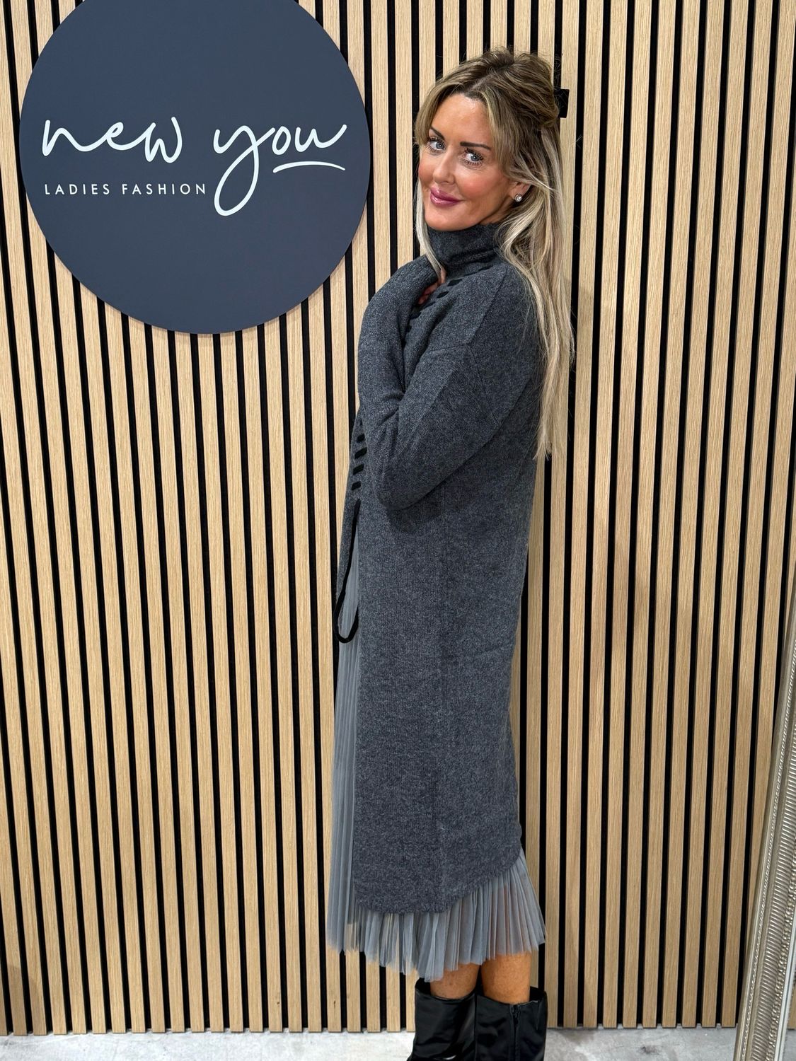 Layered Knit &amp; Pleated Dress - Grey