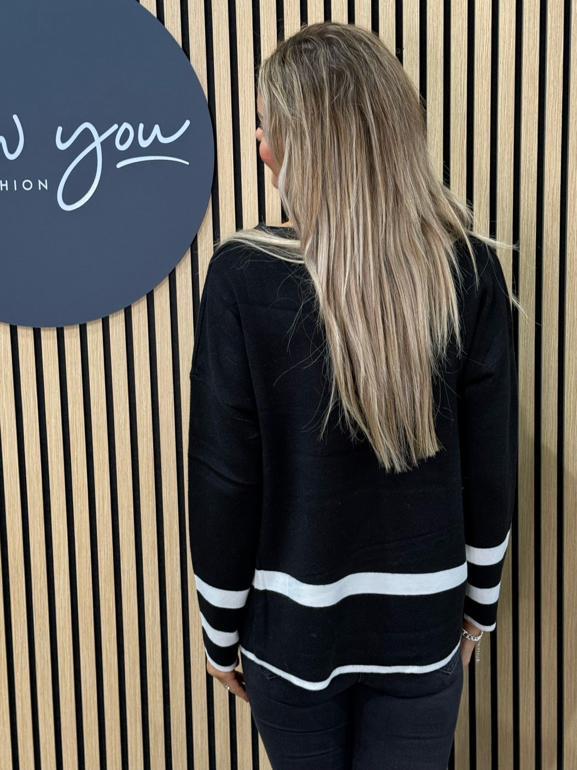 Contrast Stripe Knit Jumper - Black