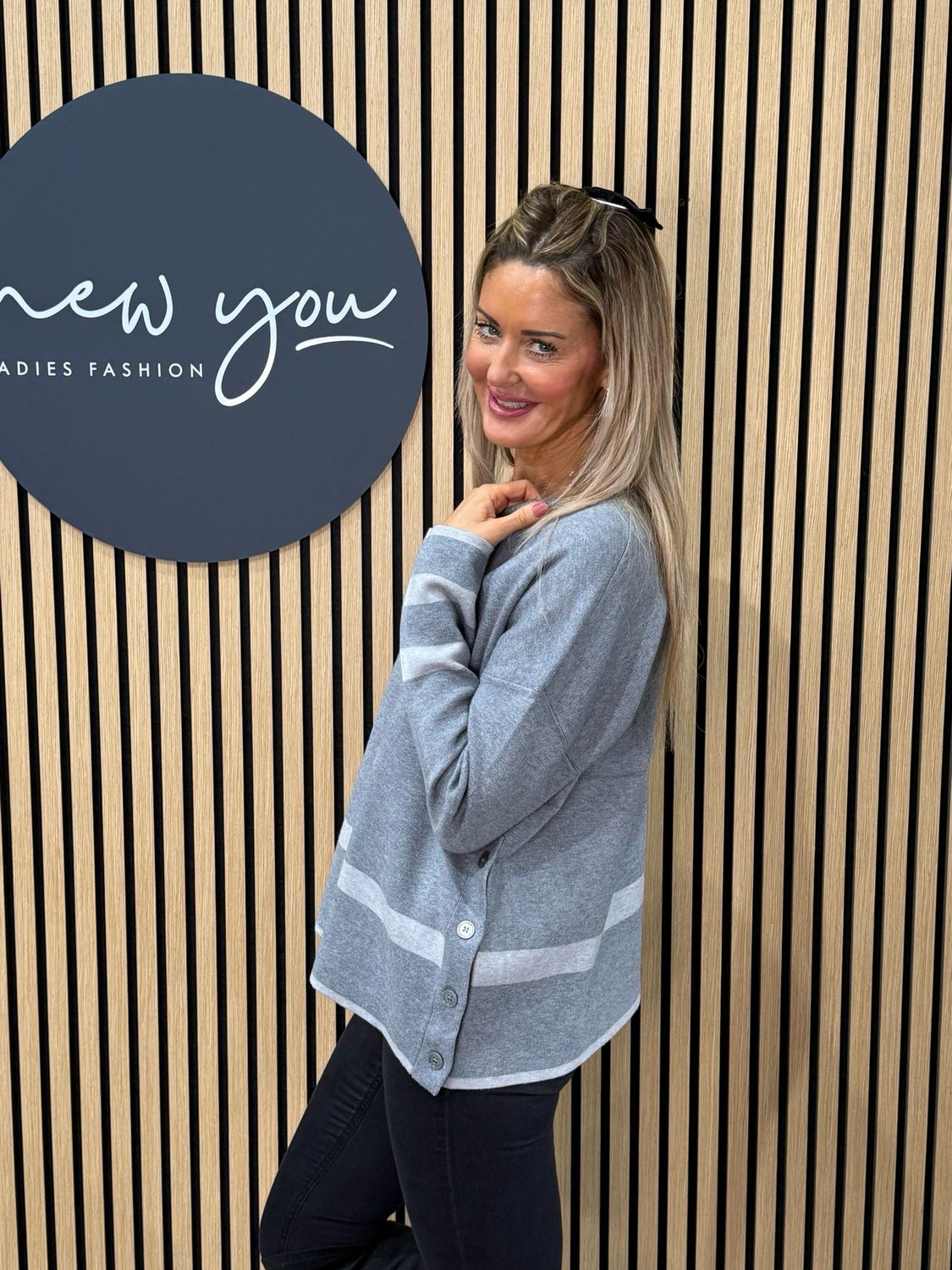 Contrast Stripe Knit Jumper - Grey