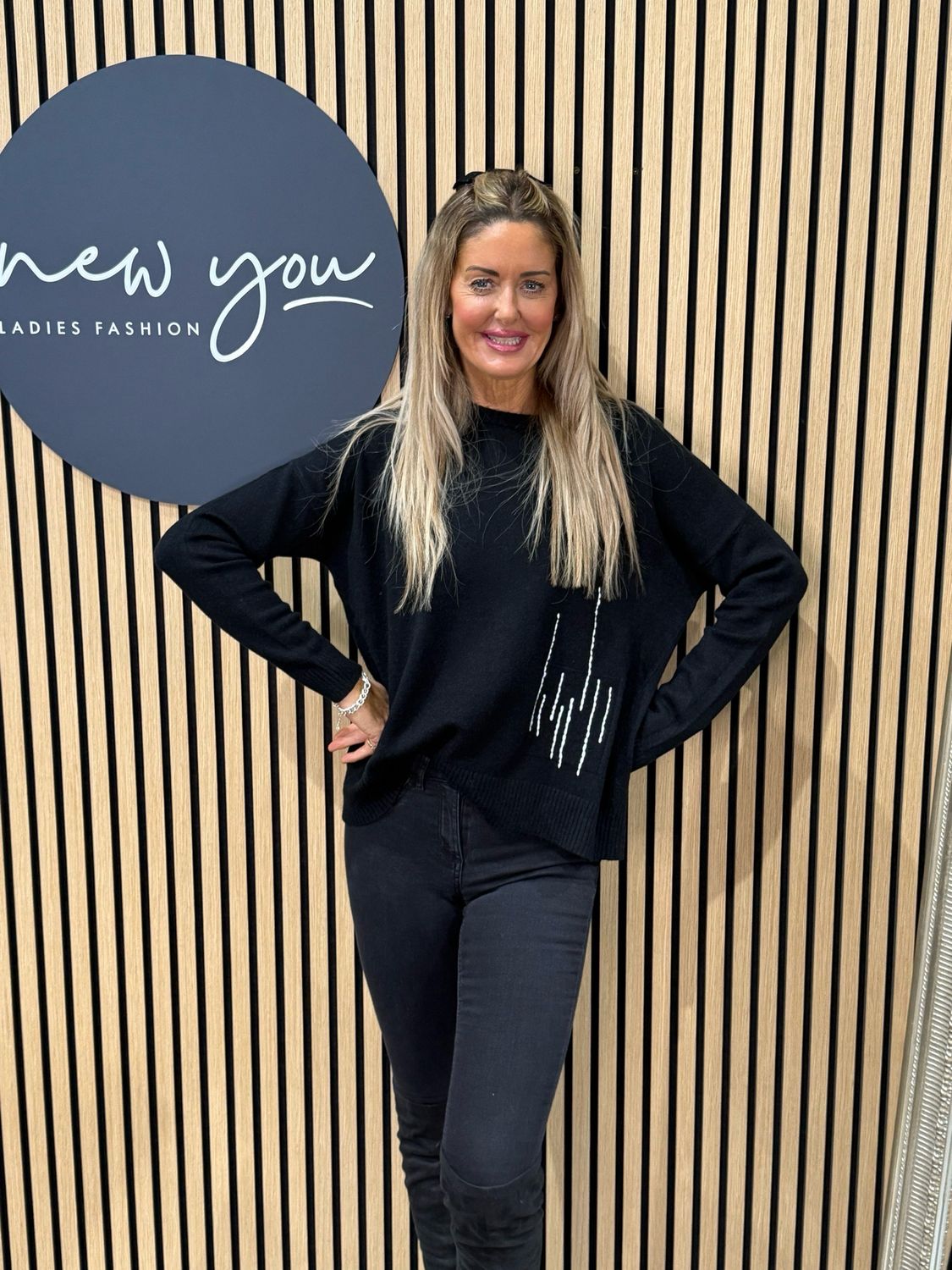 Abstract Stitch Knit Jumper - Black