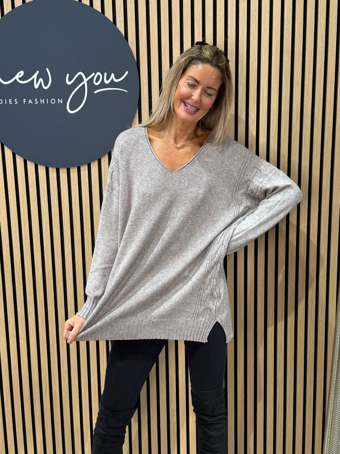 Cable Detail V-neck Jumper - Oatmeal