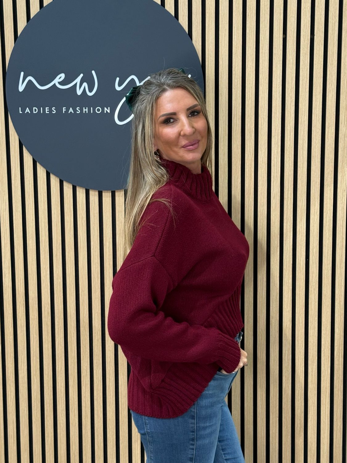 Asymmetric Ribbed Hem Jumper - Burgundy