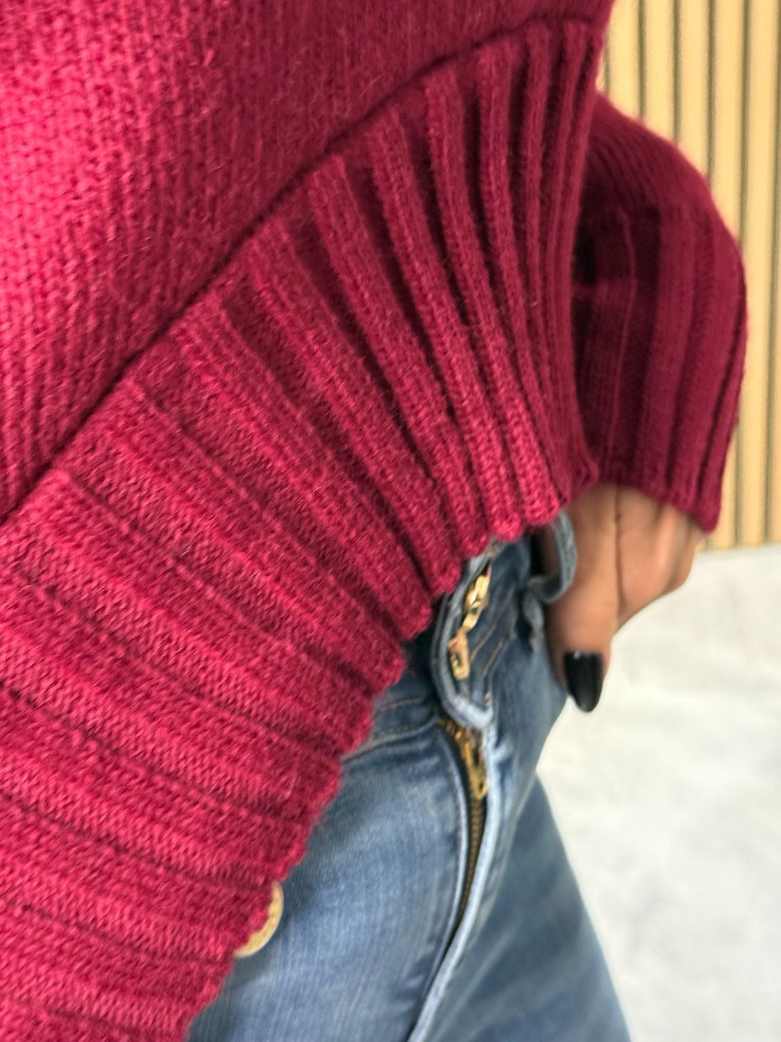 Asymmetric Ribbed Hem Jumper - Burgundy