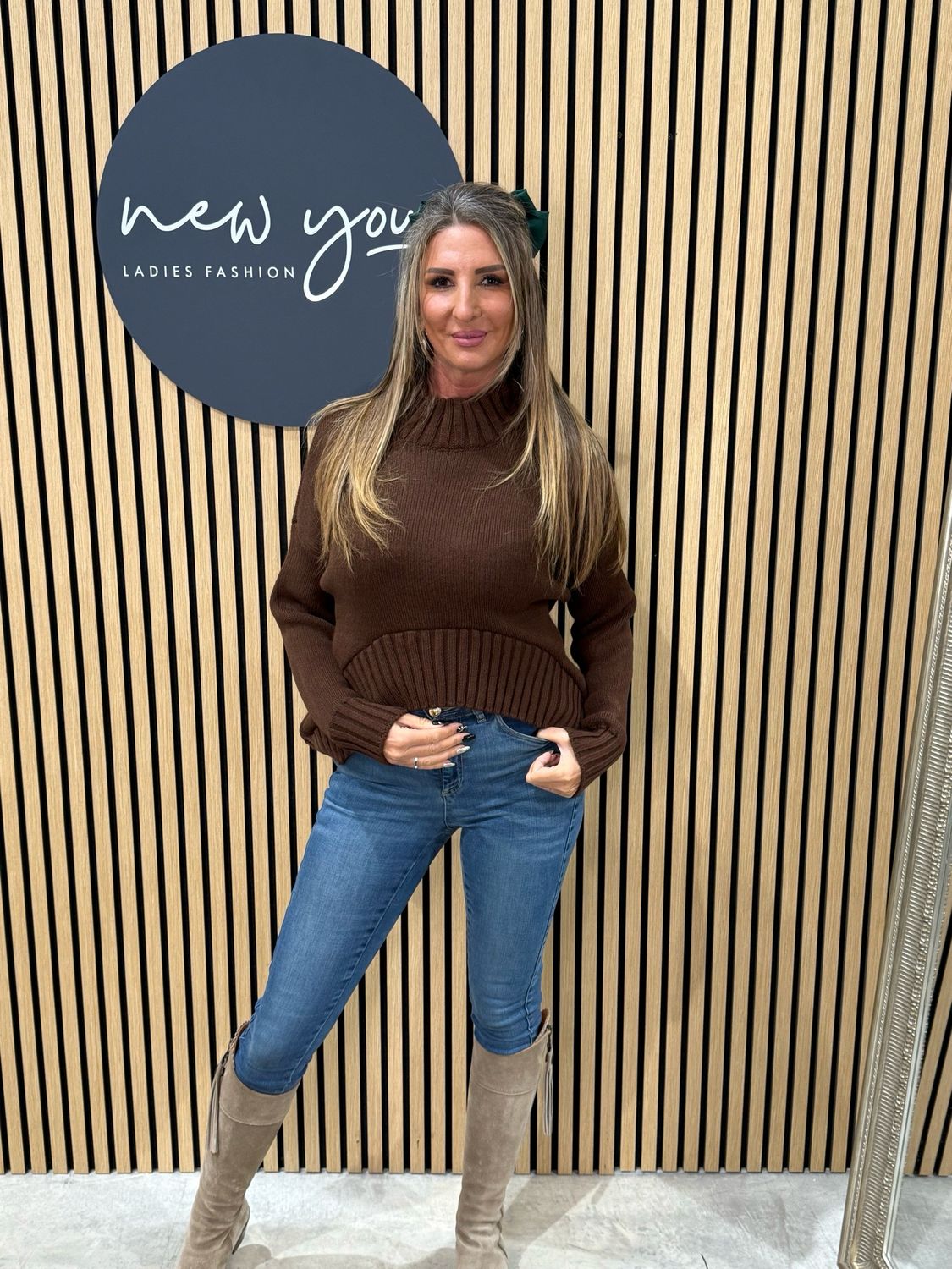 Asymmetric Ribbed Hem Jumper - Chocolate