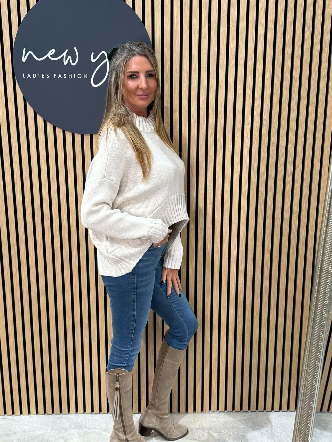 Asymmetric Ribbed Hem Jumper - Cream