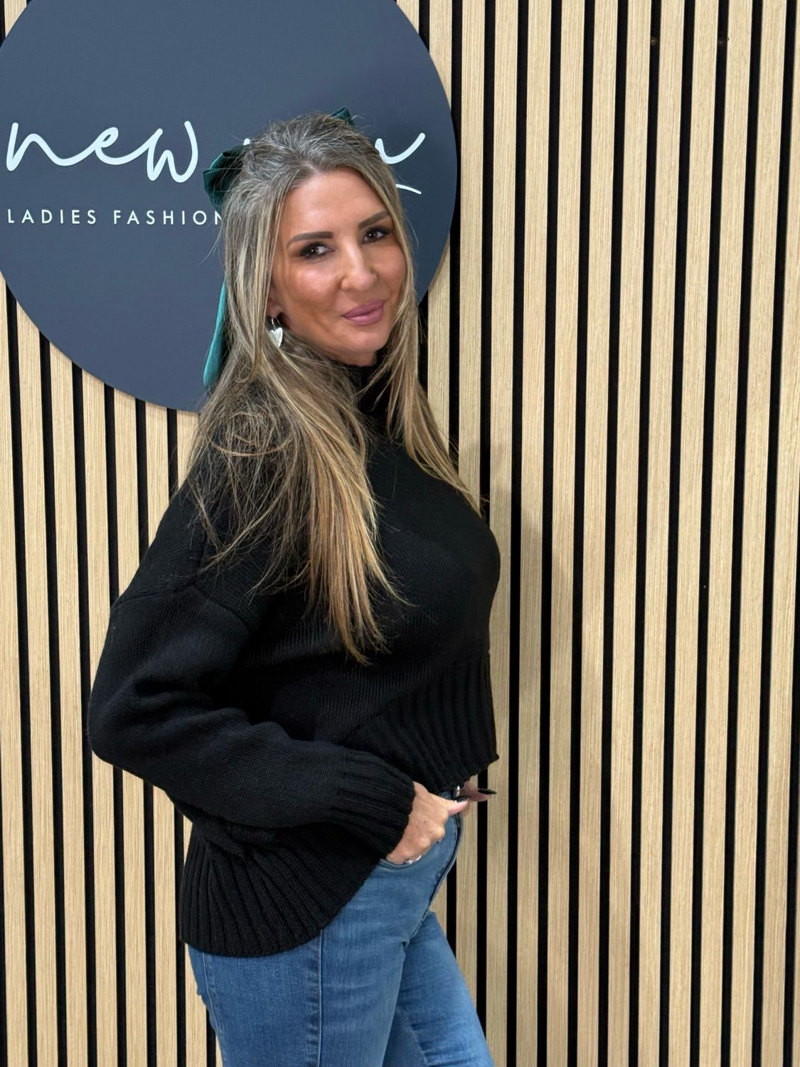 Asymmetric Ribbed Hem Jumper - Black