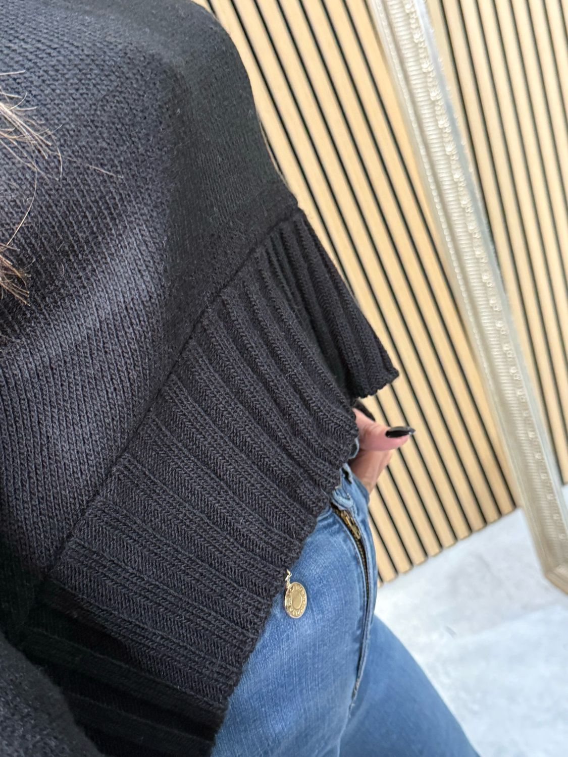 Asymmetric Ribbed Hem Jumper - Black