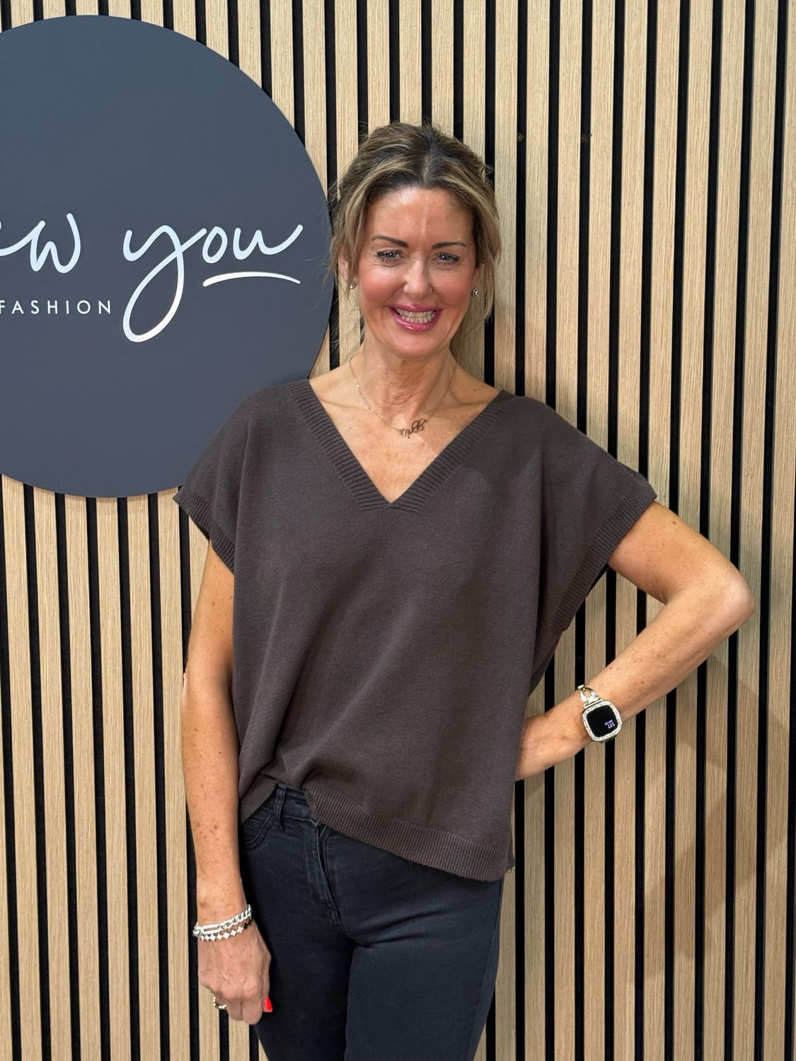 V Neck Knit Top - Chocolate