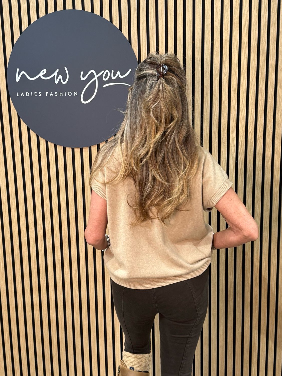 V Neck Knit Top - Camel