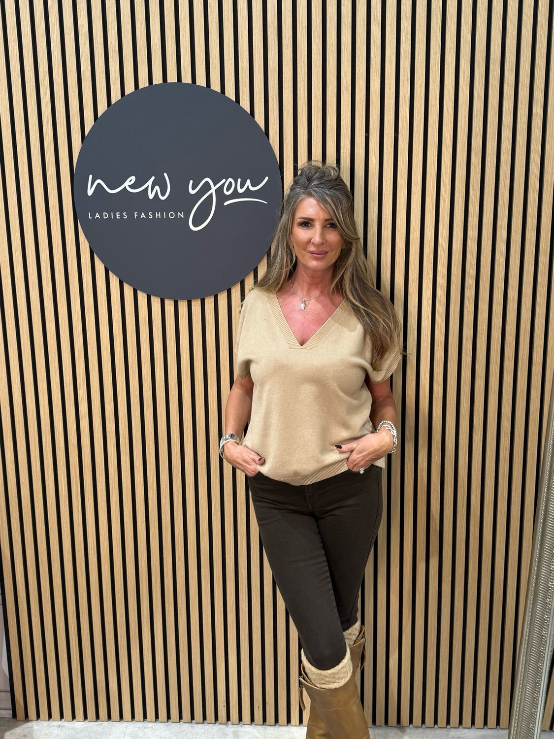 V Neck Knit Top - Camel