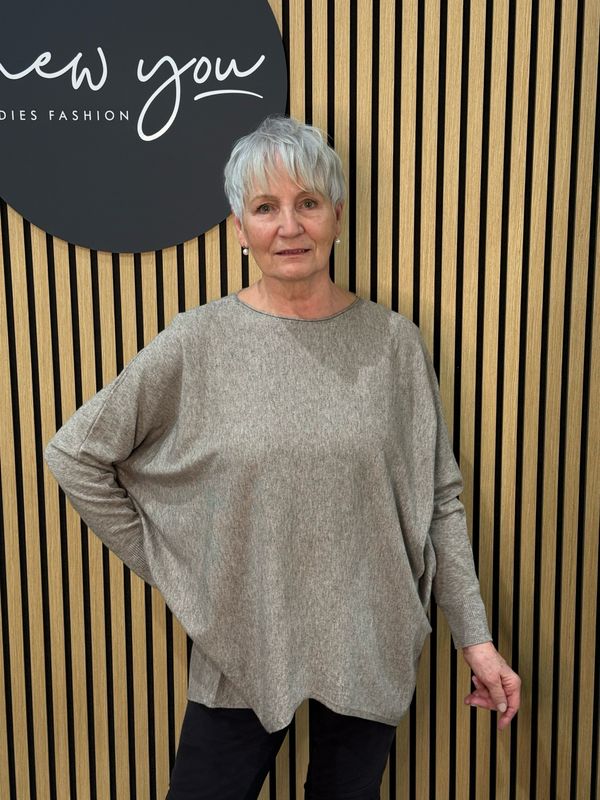 Relaxed Soft Knit Jumper - Oatmeal