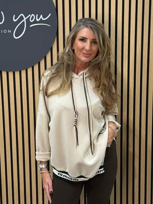 Relaxed Hooded Jumper With Contrast Hem - Beige