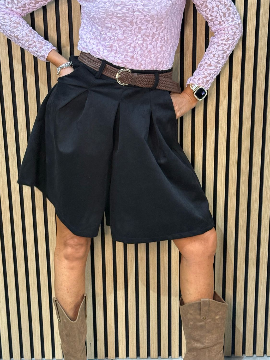 Suede Effect Wide Leg Shorts - Black
