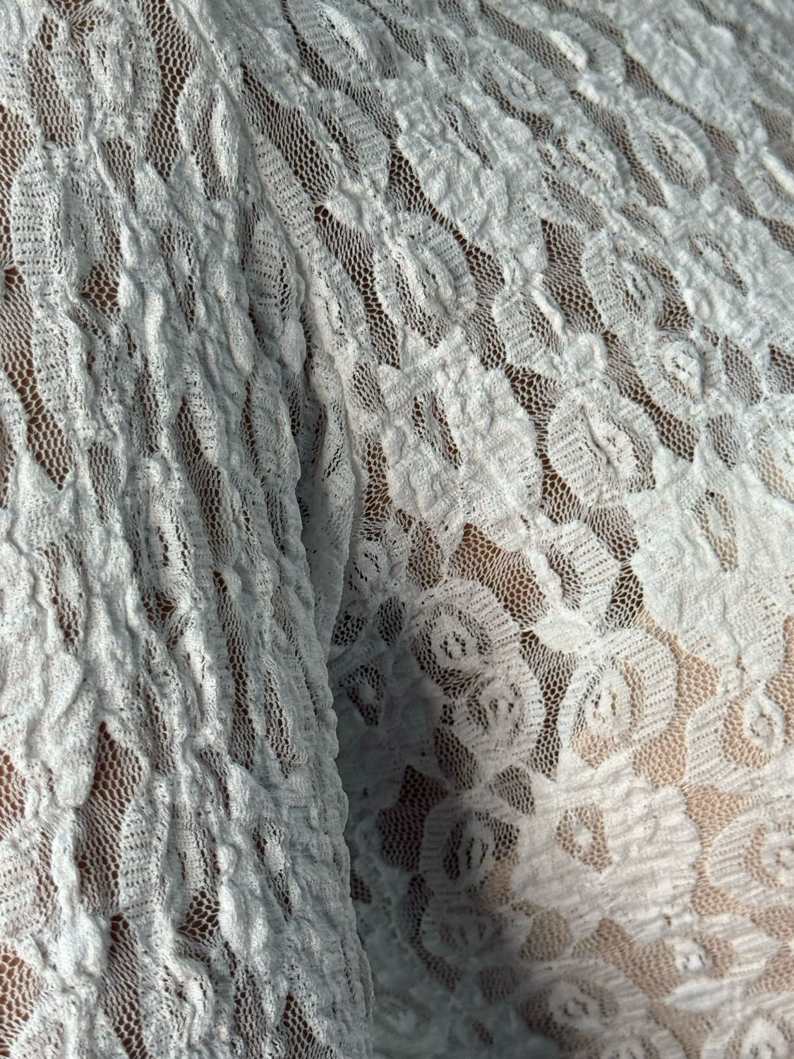 Rose Lace Stretch Top - White