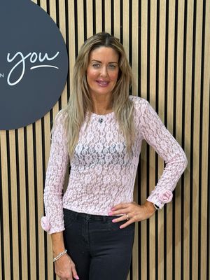 Rose Lace Stretch Top - Pink