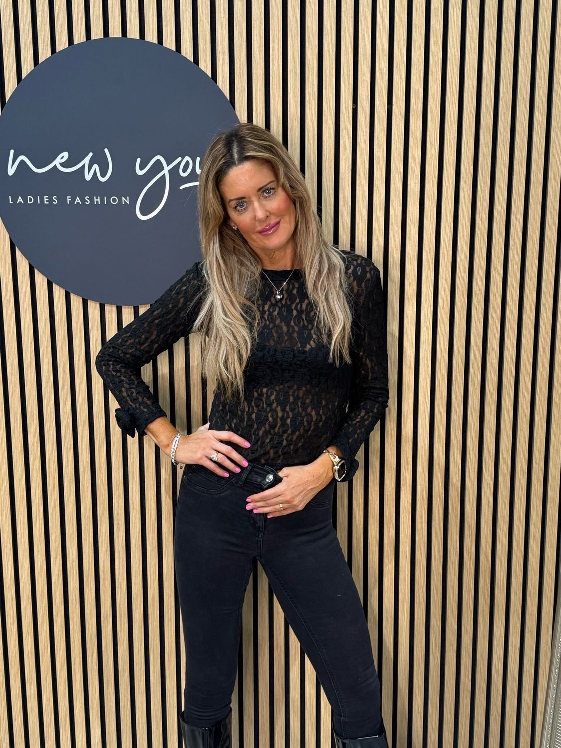 Rose Lace Stretch Top - Black