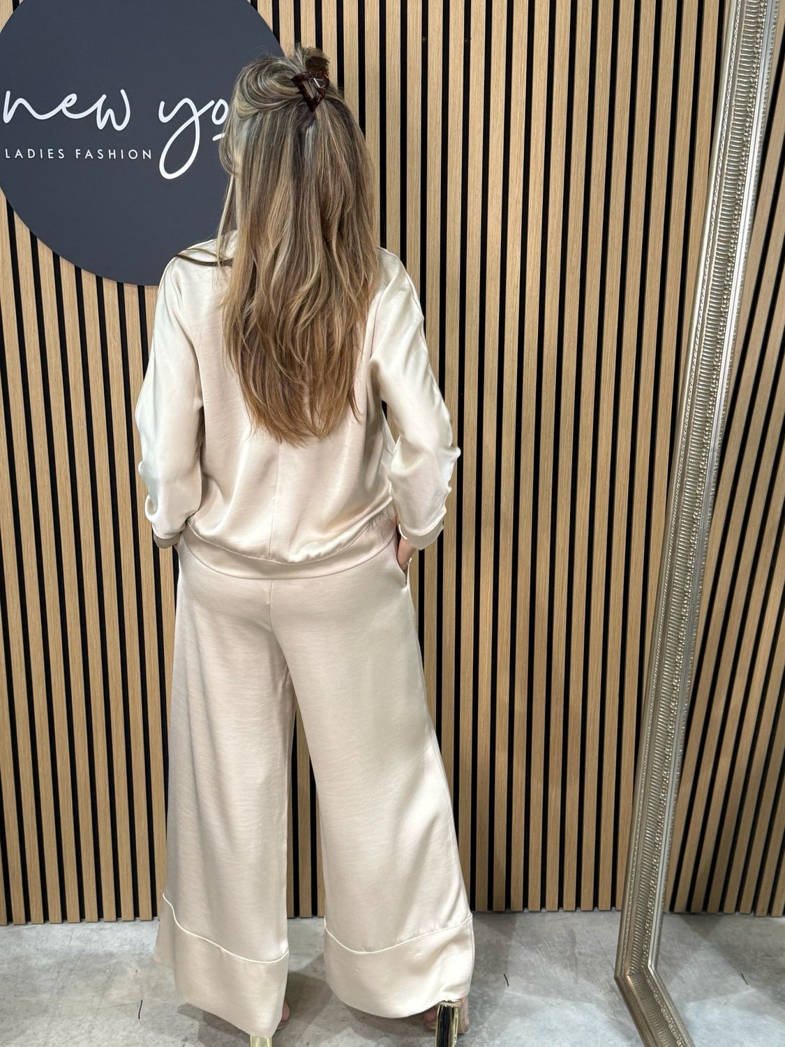 Satin Style Wide Leg Trousers - Champagne