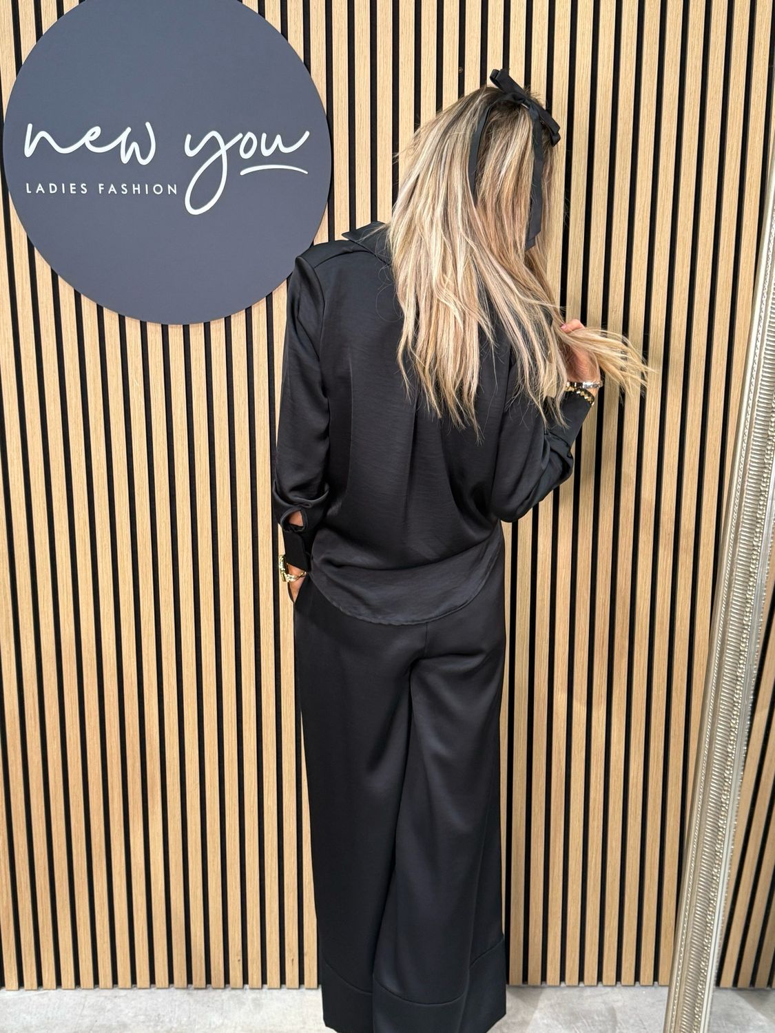 Satin Long Sleeve Top - Black