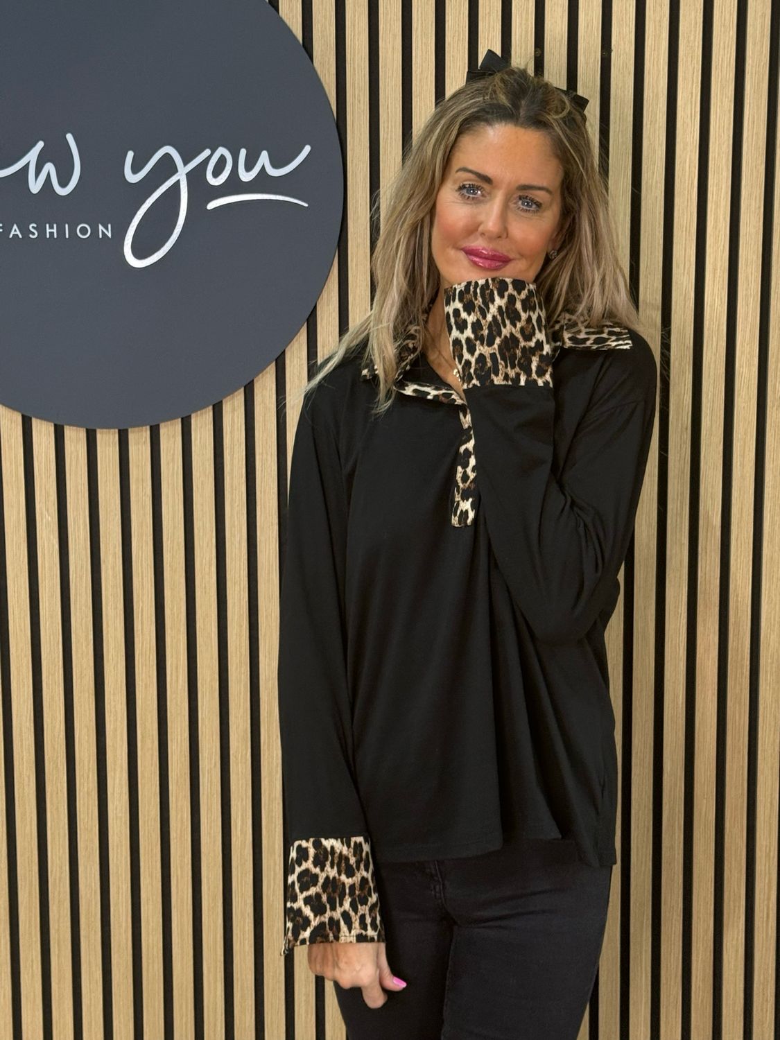 Classic V Neck Shirt - Black Leopard
