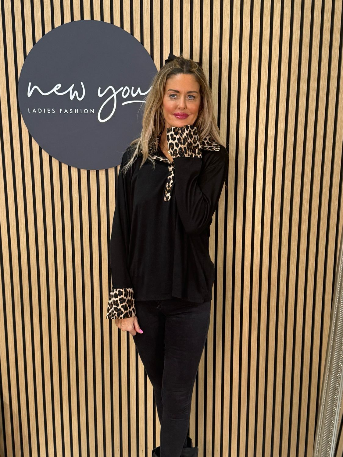 Classic V Neck Shirt - Black Leopard