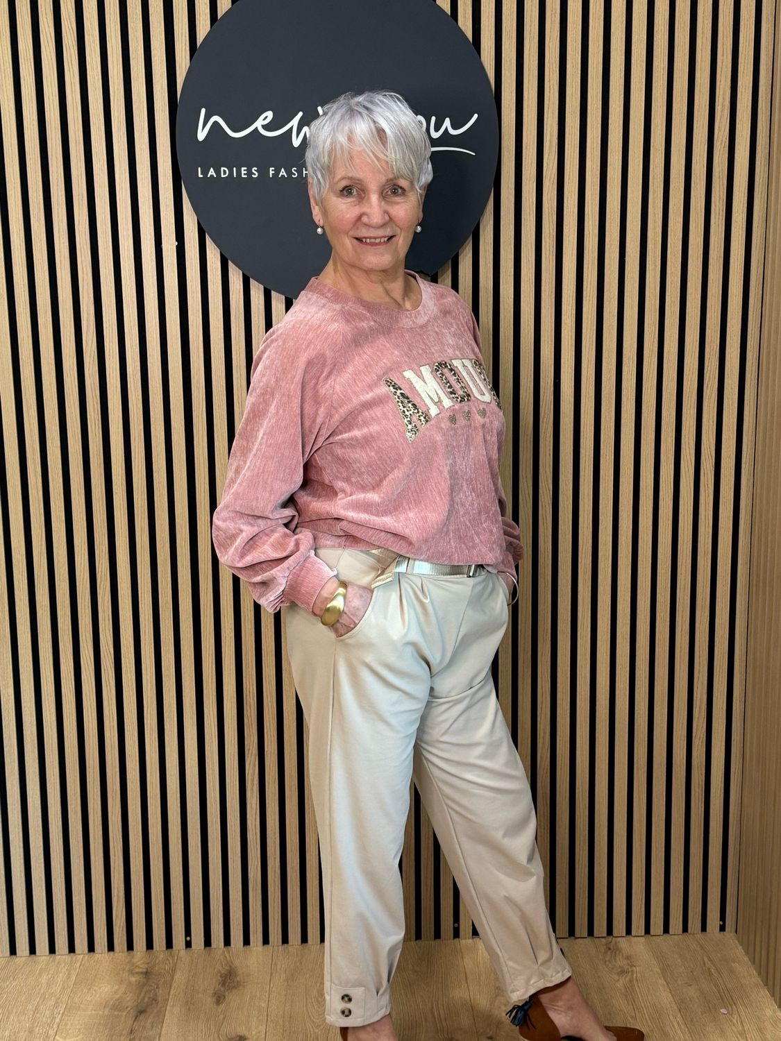 Amour Velvet Jumper - Pink